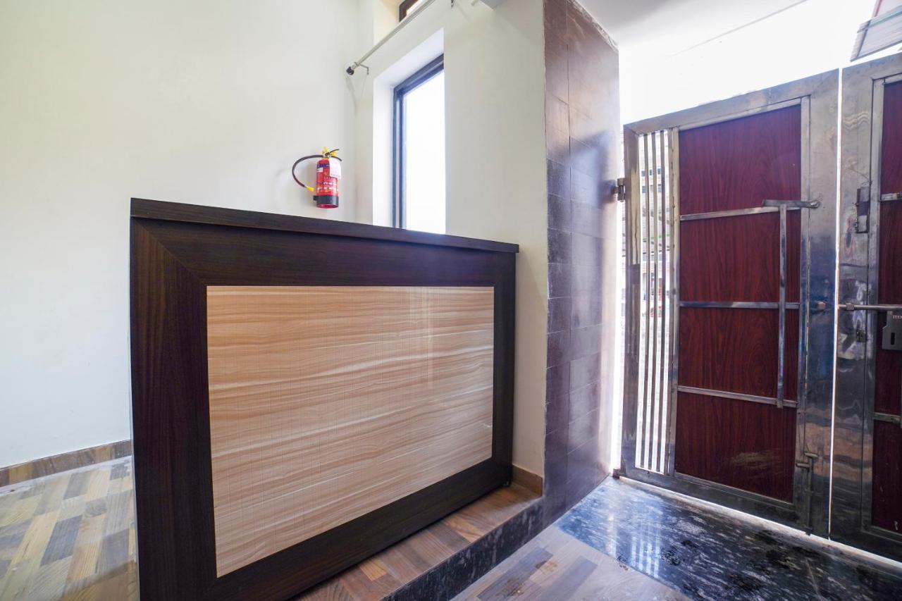 Oyo 67163 Anantham Residency Hotel Narendra Nagar Exterior photo